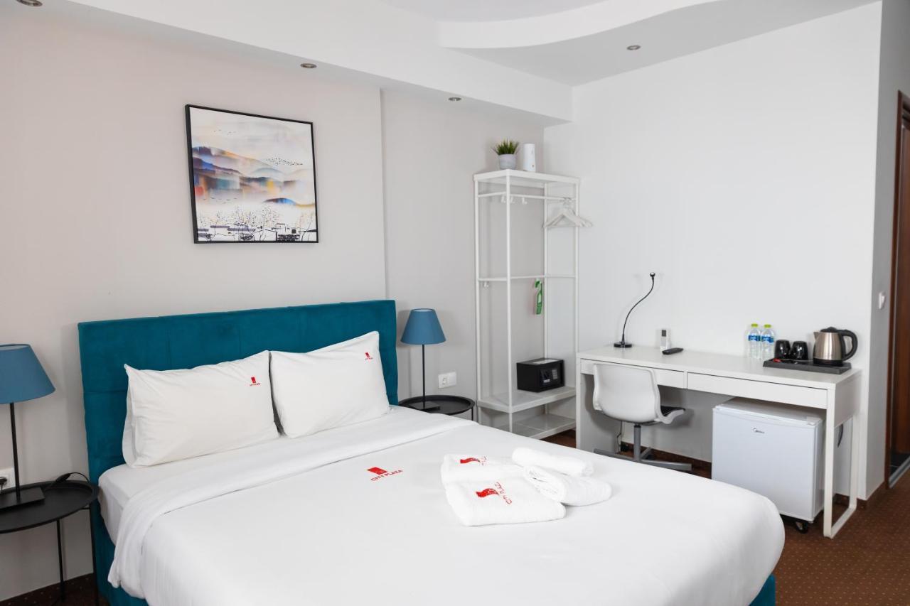 City Plaza Apartments & Rooms Солун Екстериор снимка
