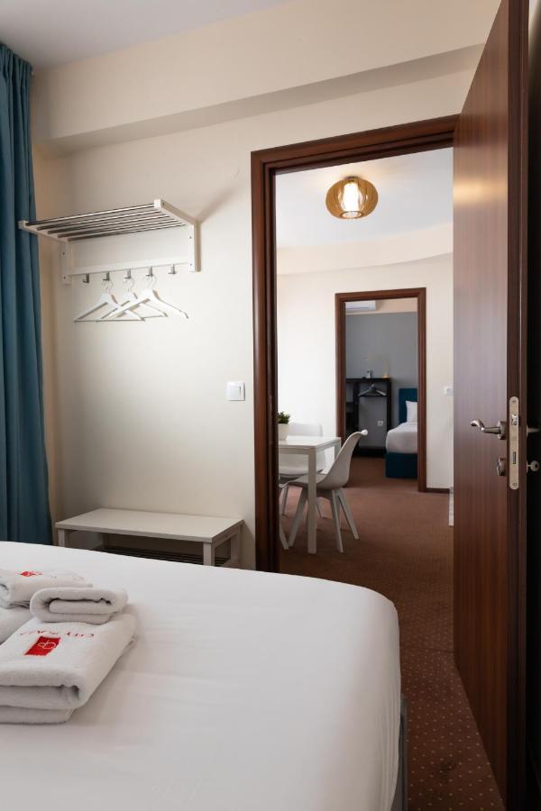 City Plaza Apartments & Rooms Солун Екстериор снимка