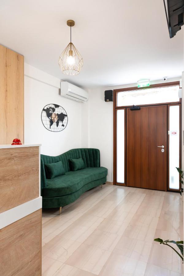 City Plaza Apartments & Rooms Солун Екстериор снимка
