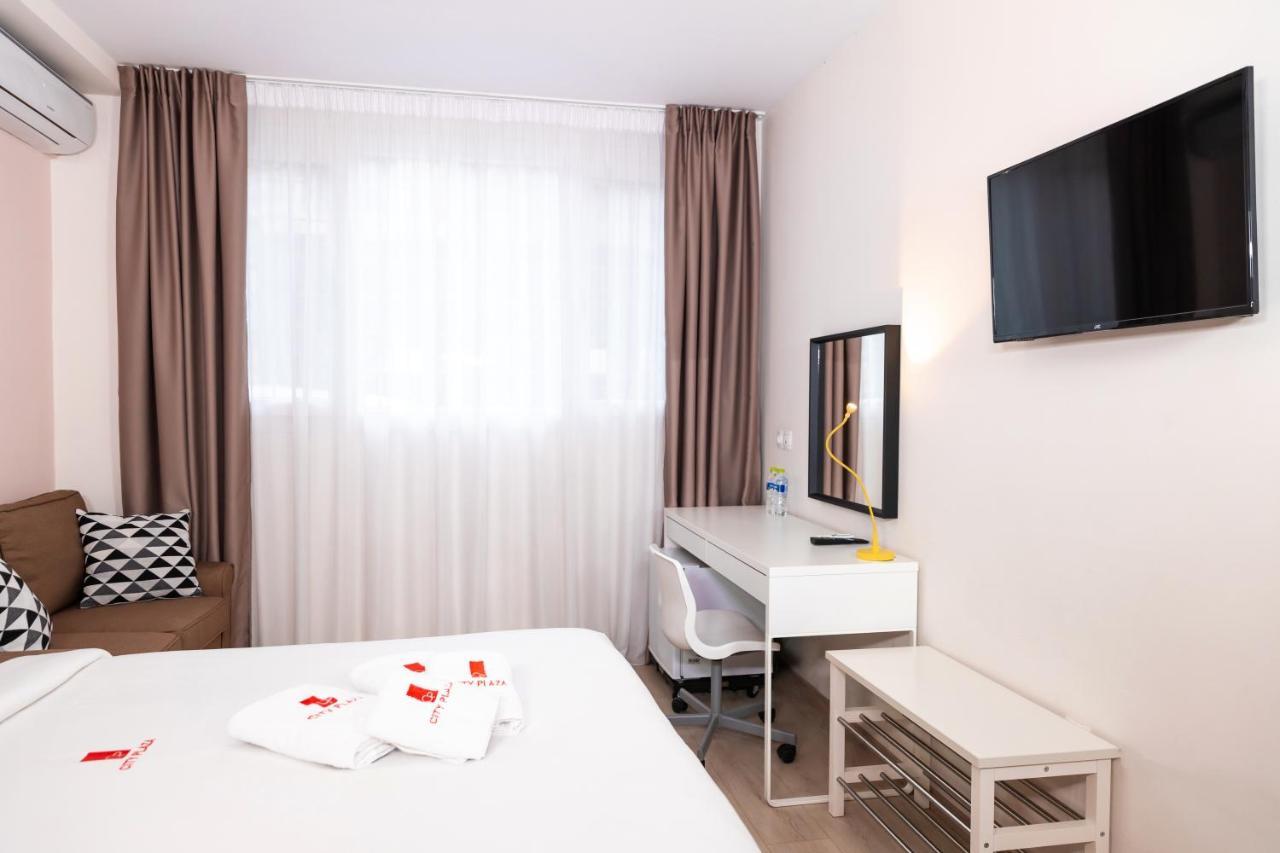 City Plaza Apartments & Rooms Солун Екстериор снимка