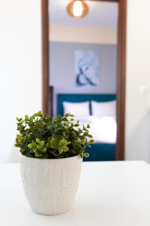 City Plaza Apartments & Rooms Солун Екстериор снимка